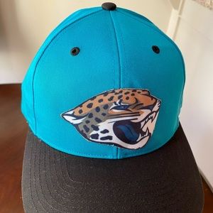 Men Richardson Pro 212 SnapBack Teal Jaguars Cap with Black Bib!!!!